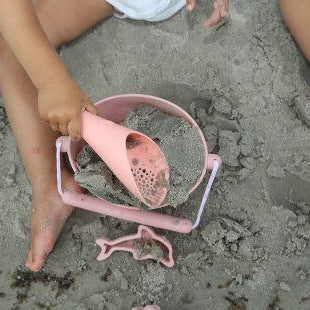 LOVE THIS! Scrunch Moulds - Dusty Rose from Scrunch - shop at littlewhimsy NZ