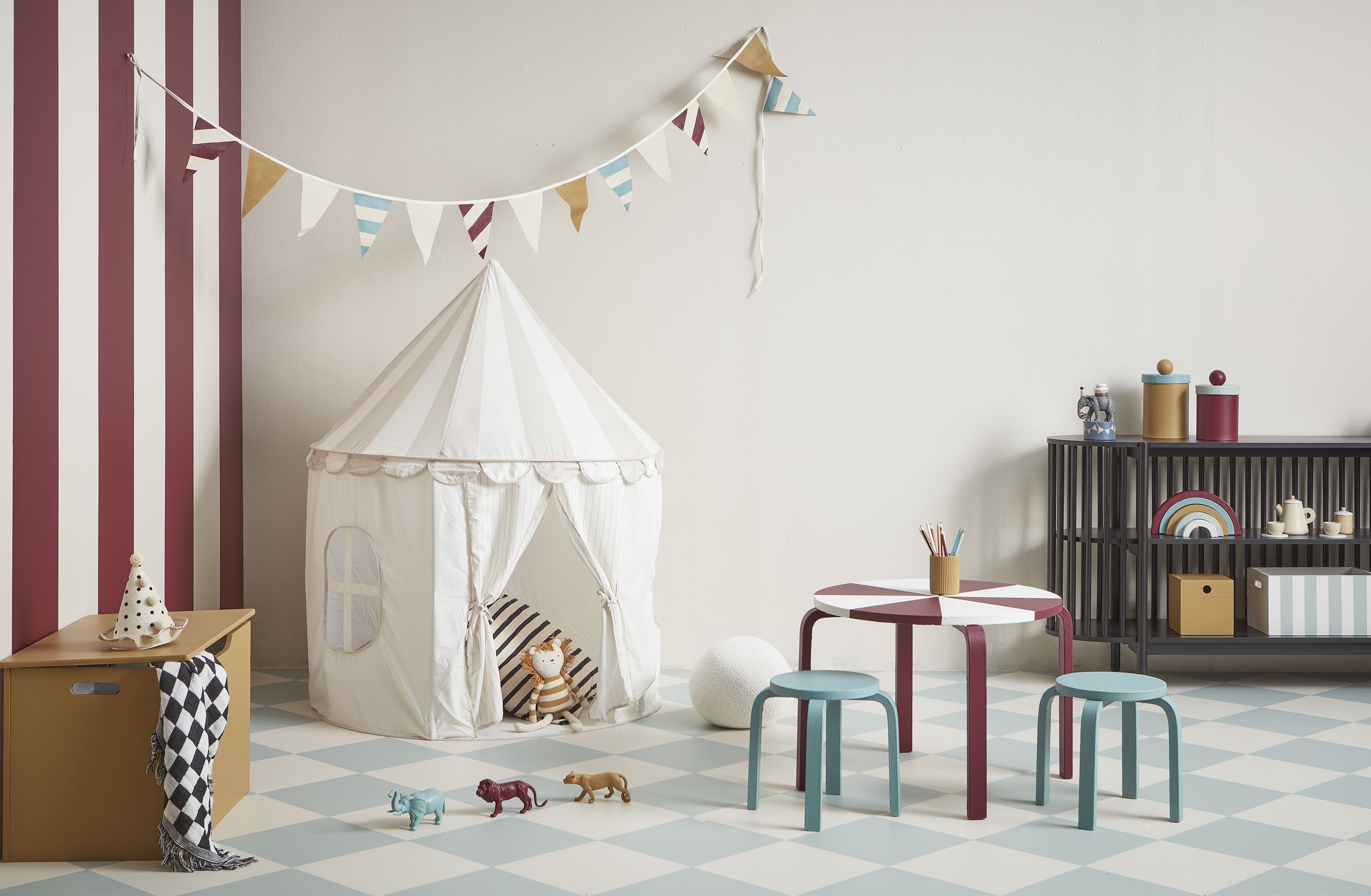 Oh Baby Magazine - Step right up!